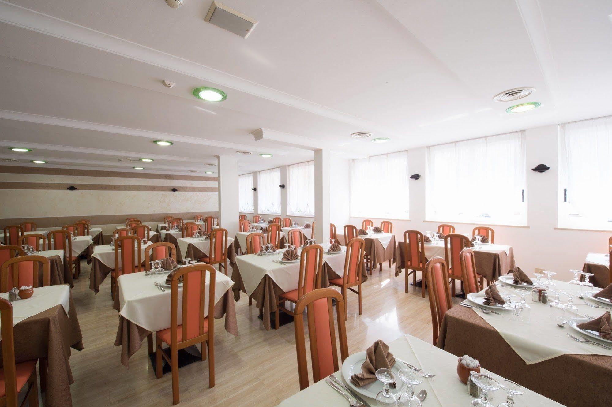 Hotel Venezuela Lido di Jesolo Exterior foto